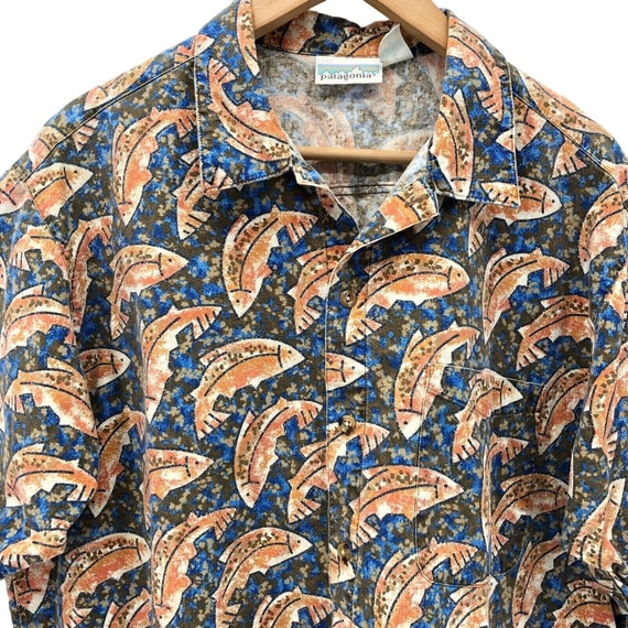 Vintage Patagonia Men's Shirt Large Leaping Trout Graphic Fishing Outdoor Button