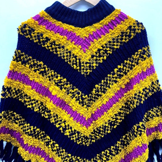 Vintage 70s Jack Winter Poncho Crochet 1/4 Zip St… - image 4