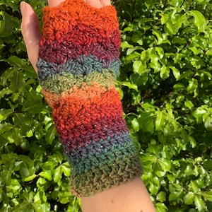 Autumn Rainbow Mermaid fingerless gloves/wrist warmers shell stitch crochet