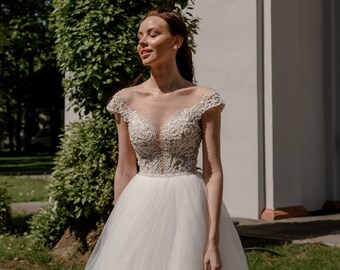 unique gown for wedding