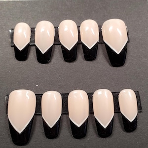 Black and White V French Tip Press on Nails | Reusable Press on Nails