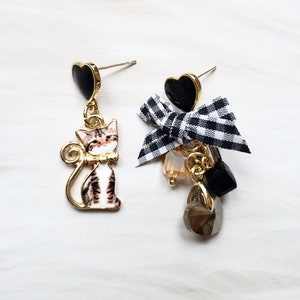 Cat earrings, kitten earrings, black cat, dangle drop earrings, assymetrical earrings, gift for her