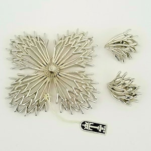Vintage Jewels by Trifari Brooch Set Silver Tone Clip On Earrings