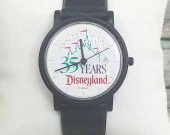 Vintage Disney 35 Years Disneyland Watch Lorus Quartz Wristwatch New Battery VGC
