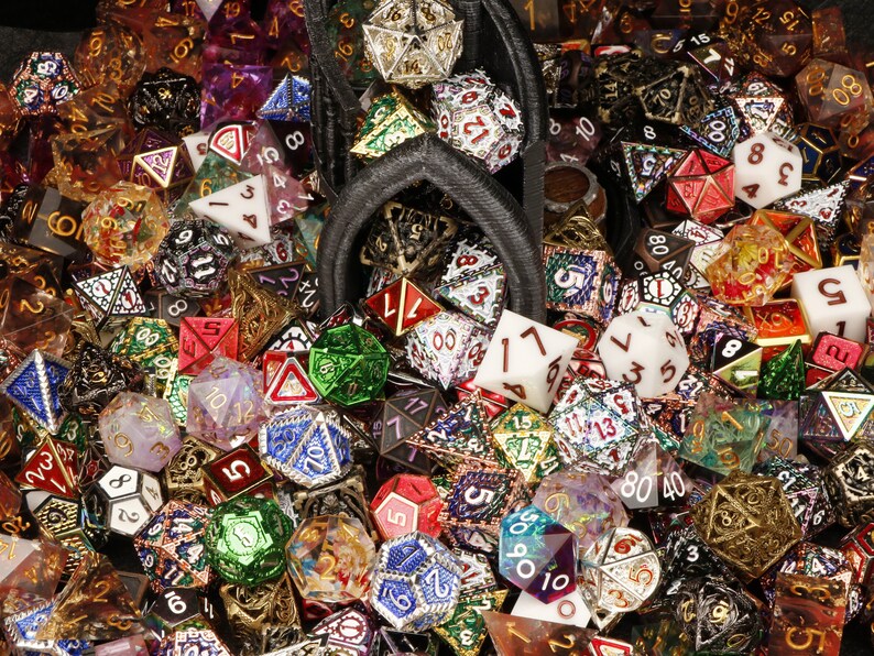 Mystery Dice Blind Bags für Dungeons und Dragons DND WÜRFEL Glückswürfel Set für Dich Mehrere Stile Metallharz hohl solide und Würfelset Bild 3