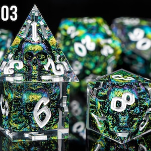 Handmade Skull Resin DnD Dice, Polyhedral Dice Set for Board Games, Dungeons and Dragons, Sharp Edge Resin Dice, d and d dice, DnD Dice Set BG03