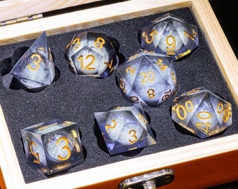 Flüssigkern-Würfelset für Rollenspiel | Flüssigwürfel | D&D Würfel | Polyeder Würfel | D20 Würfel | Handgemachte Resin Würfel | Brettspiel Würfel