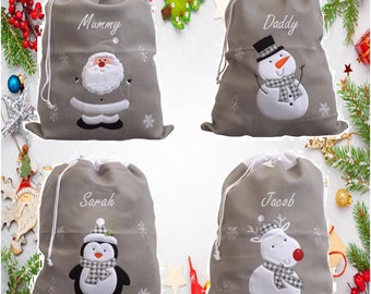 Saco navideño personalizado de lujo con bordado plateado de felpa: Papá Noel, muñeco de nieve, pingüino o reno