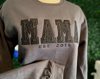 Sudadera personalizada con bordado "MAMA" y cuello redondo con los nombres de los niños. Regalo para mamás primerizas. Regalos de recuerdo para el Día de la Madre.