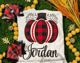 Camiseta personalizada bordada con calabaza para niños, camiseta personalizada de otoño para niños pequeños, lindo atuendo de Halloween, top de Acción de Gracias, regalo de otoño para niños