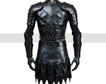 Armatura in pelle nera realizzata a mano: costume da cavaliere medievale per cosplay.