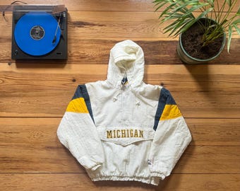 Michigan Wolverines Starter Jacket - Size Medium