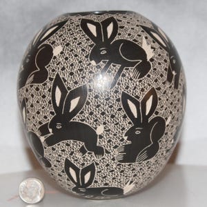 Mata Ortiz Pottery Etched 16 Happy Rabbits Black Glaze White Clay Married Artists Alex Ortega y Vivi Silveira Folk Art Artist Colony