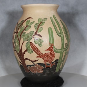 Mata Ortiz Pottery Earth Tone Glaze Native White Clay Artist Ms. Armida Corona Cheerful Etched Nature Scenery Village Artist Colony