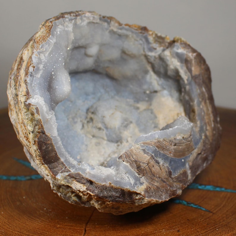 Dugway Geode Green Fluorescent Soft Blue Large Deep Chamber Crystal ...