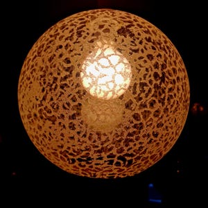 Lámpara colgante vintage de vidrio transparente y beige/Lámpara colgante moderna de mediados de siglo/Iluminación del hogar/Lámpara de techo vintage/De Yugoslavia, década de 1970