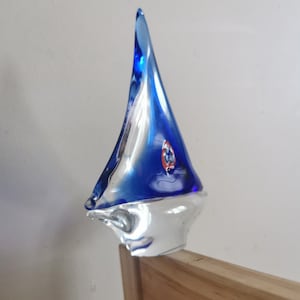 Vintage Murano Italian Art Glass Sailboat Sculpture / Retro Murano figurine / Mid century Decor / Murano  / Home Decor /Mid Century Modern