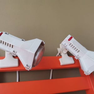 Vintage Pair Clamps lamps &quot;Lival&quot; made in Finland / Plastic Clamps Lamps /Mid Century lighting /Plastic light /Retro lamp/Desk or table lamp