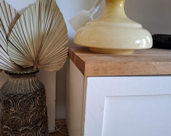 Lámpara colgante vintage de cristal opalino beige: iluminación moderna de mediados de siglo