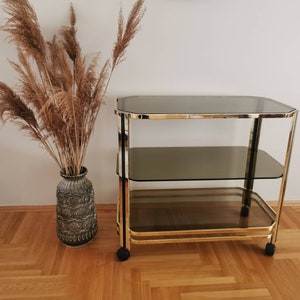 Wózki do serwowania w stylu vintage w kolorze złotym z lat 80. / wózek do koktajli w połowie wieku, bar / wózek do herbaty, wózek do baru retro / kuchnia retro / wystrój domu