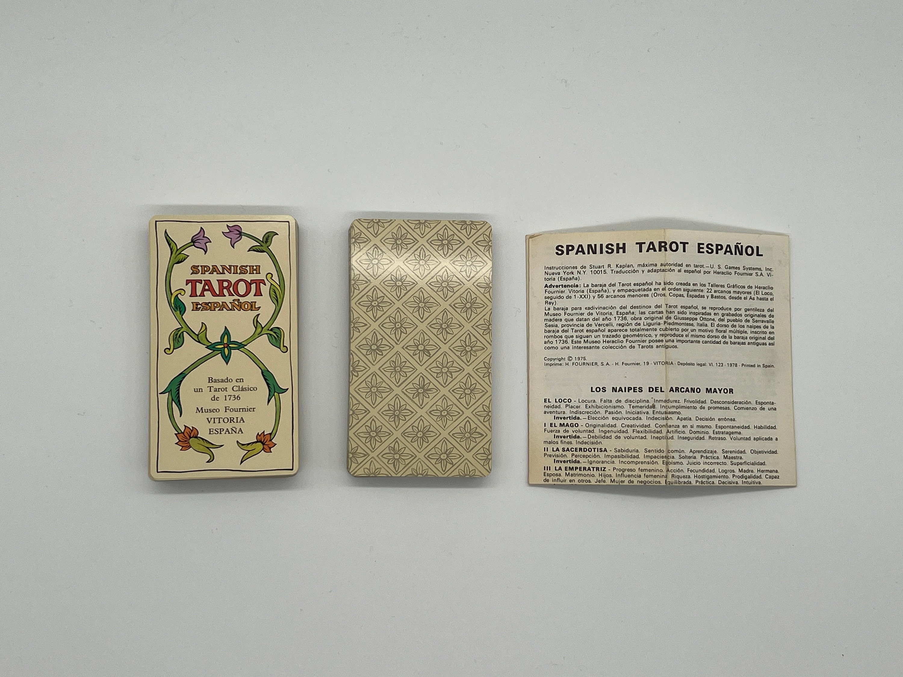 Vintage Spanish Tarot 1978 Tarot Español by Fournier rare Edition Published  in Spain bilingual Edition English and Spanish -  Finland
