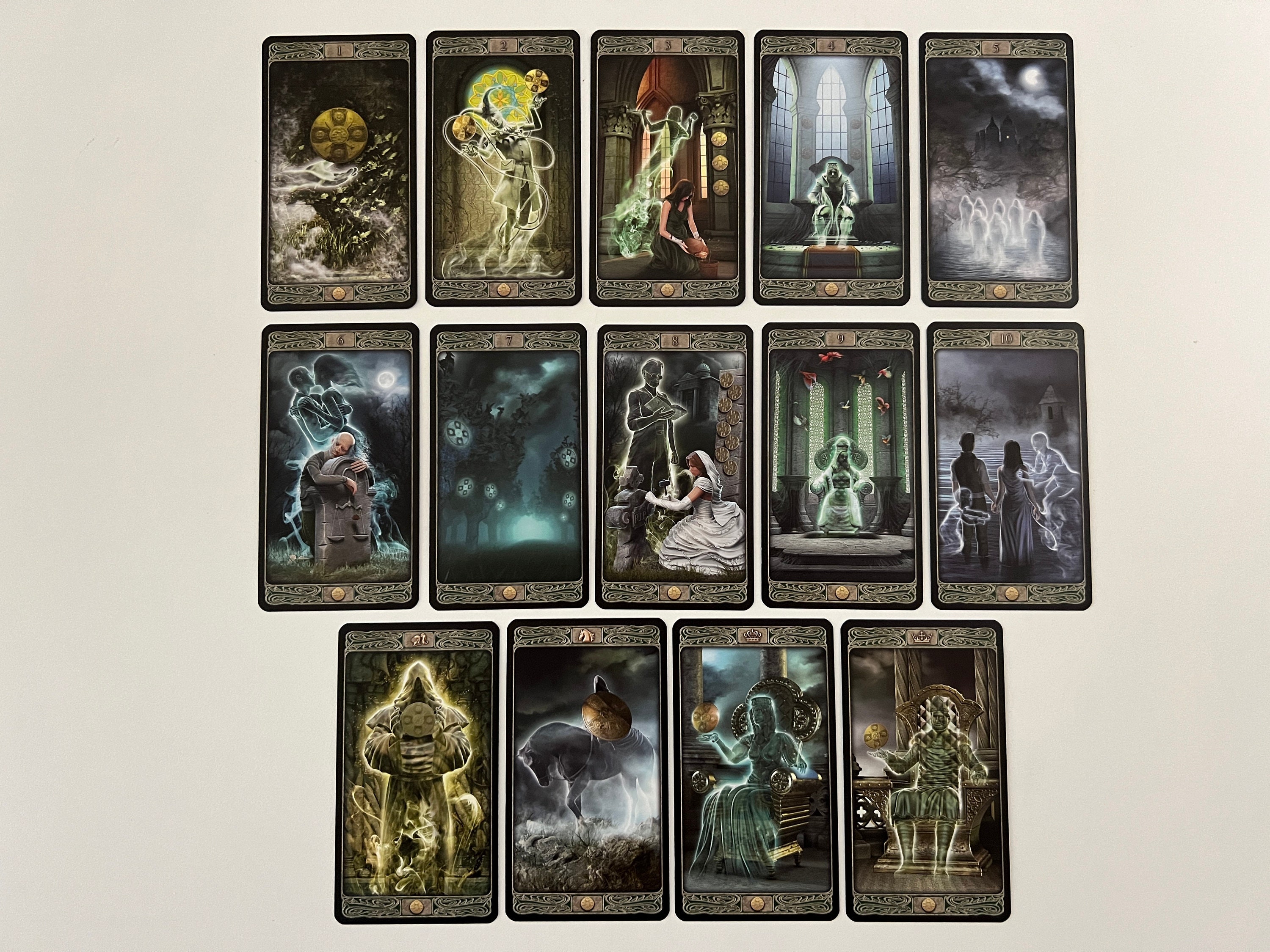 趣味・スポーツ・実用 GHOST TAROT Davide Corsi Ghost Tarot: Corsi, Davide: 9780738743530: Amazon.com: Books