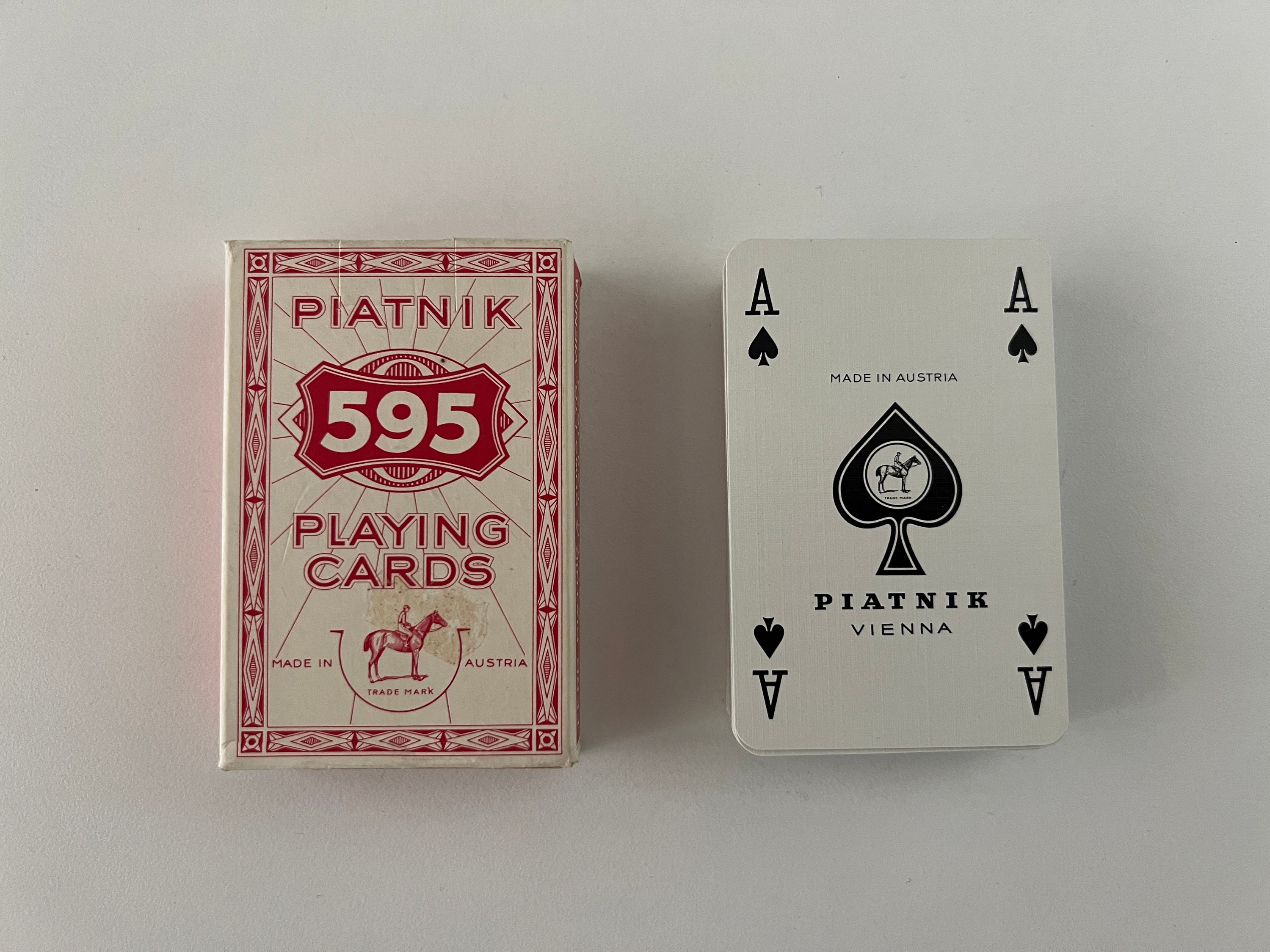 Tarot - jeu de cartes traditionnel piatnik
