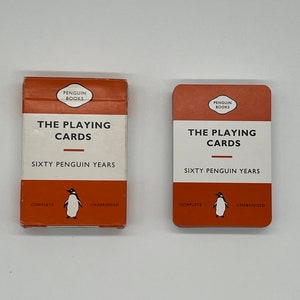 Vintage (1995) Penguin Books The Playing Cards (Specjalne wydanie z 60 lat) Opublikowane w Wielkiej Brytanii (Literatura Karty do gry) RZADKIE