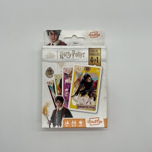 Karty do gry Harry Potter (Jeu de Familles 4 X 1) Gry Wizarding World wydane przez Cartamundi (Wyprodukowano w Belgii)