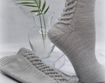 Knitting Pattern | Finding Savannah Socks by Reneé Rockwood | Instant Digital Download