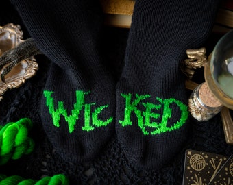 Wicked Sock Kit | Hand Dyed Yarn | Callisto Sock - 75/25 Merino Nylon Fingering Weight | Crow and Crescent Yarn