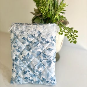 Handmade Quilted Book Sleeve for Kindle Paperwhite & Medium-Sized Books – Protective Fabric Cover