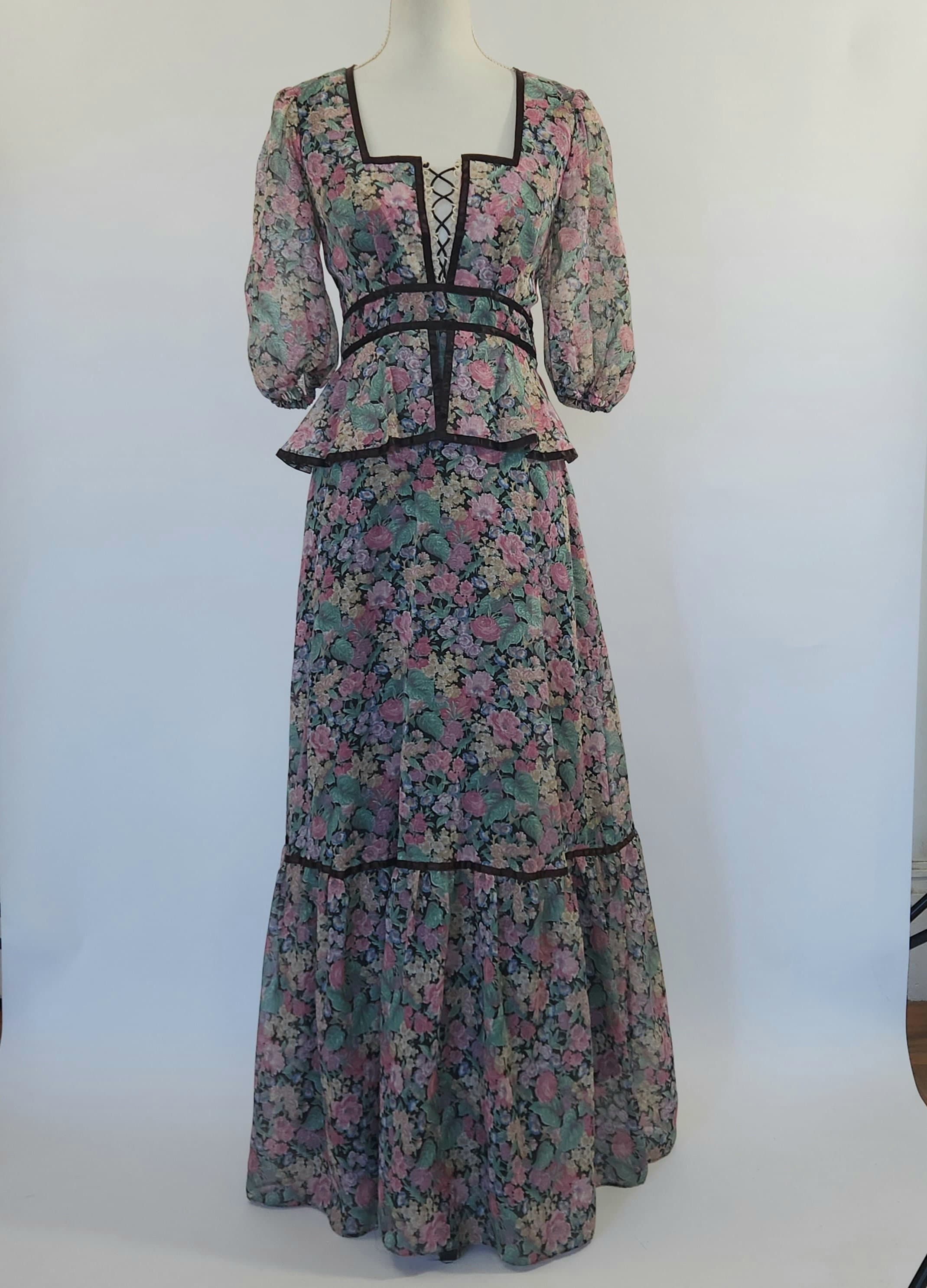 1970’s Floral Maxi Dress