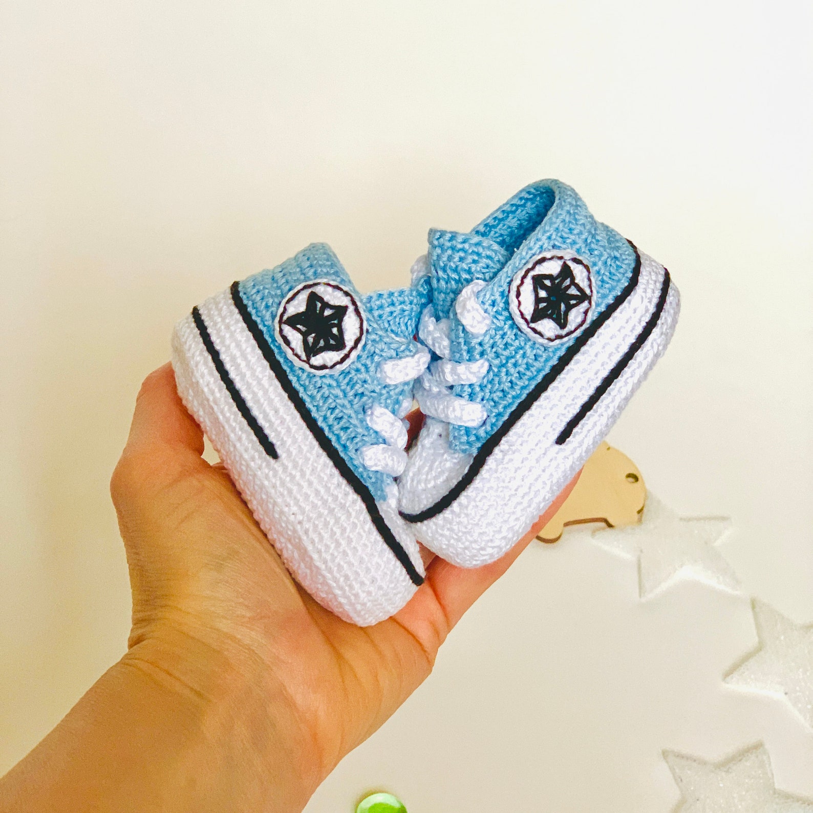 Converse baby CROCHET PATTERN shoes for baby 3 sizes Вooties Etsy
