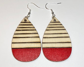 Red teardrop earrings, wood burned earrings, lightweight dangle earrings, red wooden earring, statement earrings, birthday gift for women