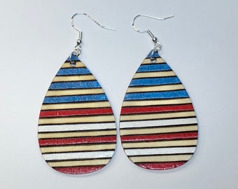 Patriotic teardrop earrings, 4th of July wood burned earrings, red white blue lightweight dangle earrings, American flag wooden jewelry