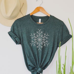 Snowflake shirt, glitter christmas shirt,womens christmas shirt, glitter snowflake,Christmas shirt, Christmas party shirt, cute winter shirt