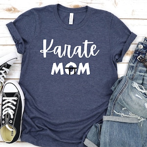 Camisa da mãe do karatê para a mãe do karatê camiseta camisas do karatê, camisa esportiva da mãe, camisa da mãe do karatê, camisa do karatê, presente do karatê para a mãe
