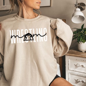 Wrestling Mom Crewneck Sweatshirt for Mom Wrestling Shirt T Shirt for Women Wrestling Mom Tshirt Mothers Day Gift for Wrestling Mom Shirt