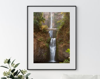 Multnomah Falls Landscape, Printable Wall Art, Digital Print Photography, Instant Download, Oregon Waterfalls Nature Print