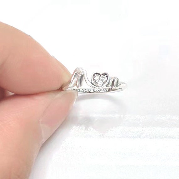 Mom Pavé Heart Ring