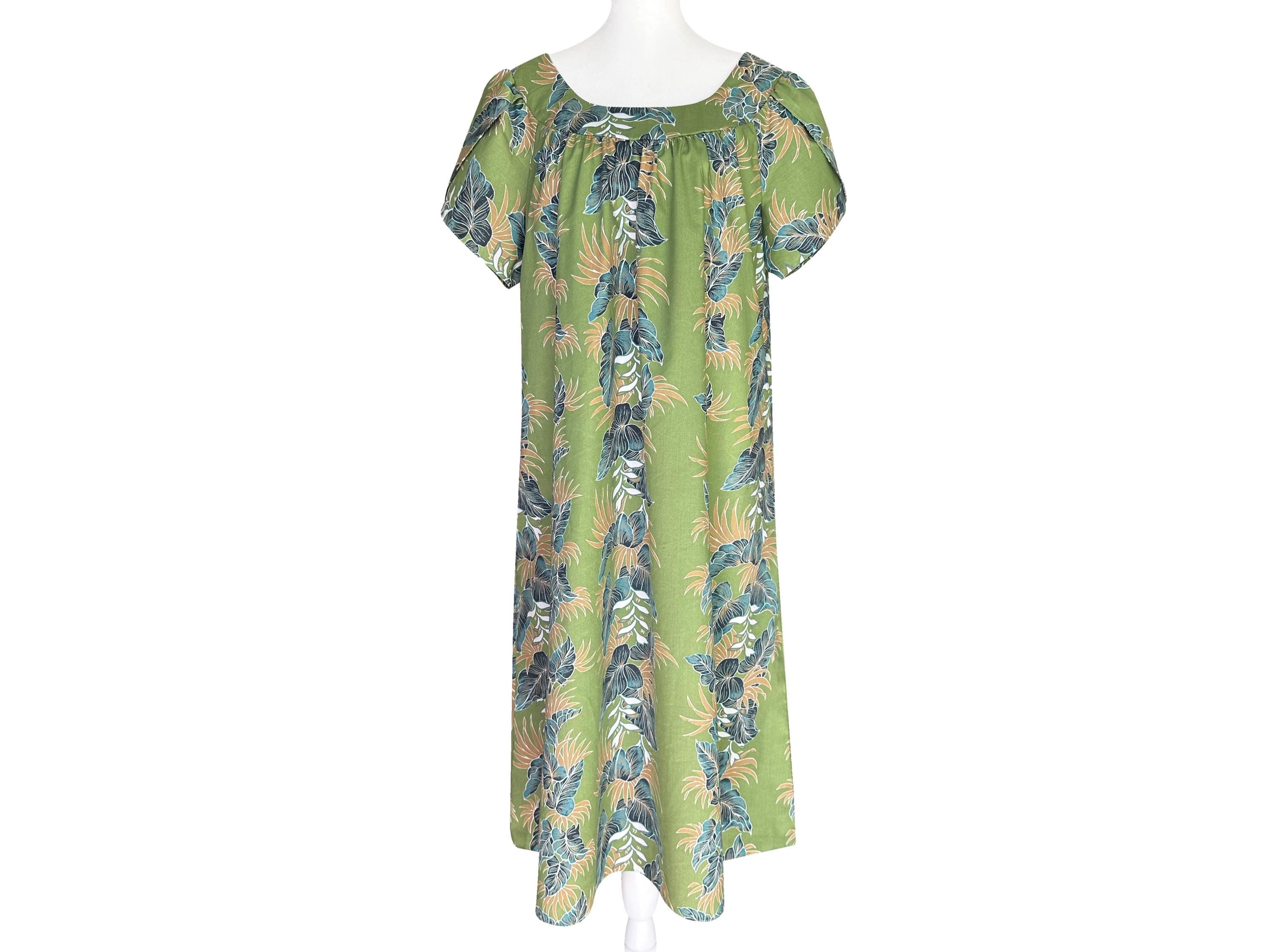 slim fit dress slacks Petal and Pup Women's Naira Pleated Maxi Dress main image 1