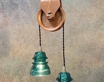 Industrial Pulley Lamp with Antique Insulator – Farmhouse & Industrial Style Lighting