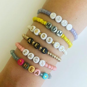 Pulseira com palavra personalizada com nome personalizado | Semente de Champanhe Ouro Prata | Mamãe Mamãe Mamãe Mamãe Papai | Pulseira Feminina Coração Amizade