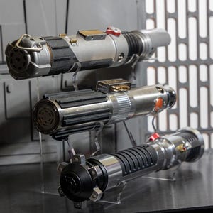 The High Council Stand – Vertical Lightsaber Hilt Rack – Holds 3 Saber Hilts – Clear Acrylic Display