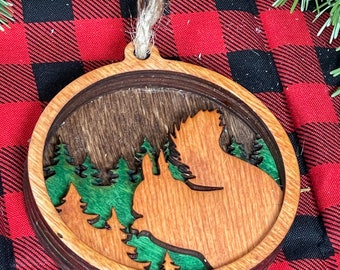 Squirrel Ornament Wood – Rustic Woodland Animal Christmas Tree Decor, Nature Lover Gift