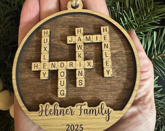 Personalized Family, Friend, Coworker Tile Puzzle Piece Ornament – Custom Names Keepsake for Grandparents & Parents