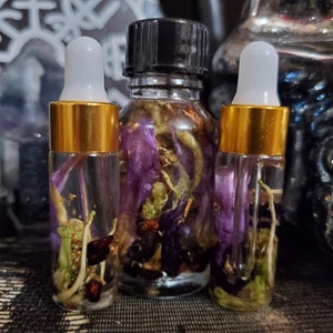 Queen Of The Underworld Ritual Oil