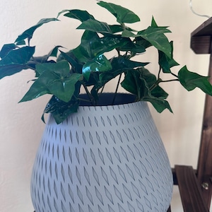 3D Printed Flower Planter – Perfect for Real or Fake Plants – Home & Office Décor – Custom Orders Available!
