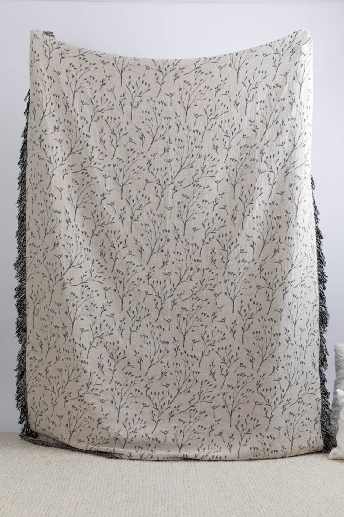 Minimal Floral Woven Throw Blanket Handdrawn Floral Decor Etsy